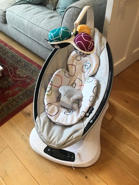 mamaroo 4.0 rocker bouncer
